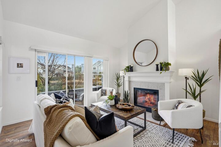 Property Photo:  94 Mariners Circle  CA 94903 