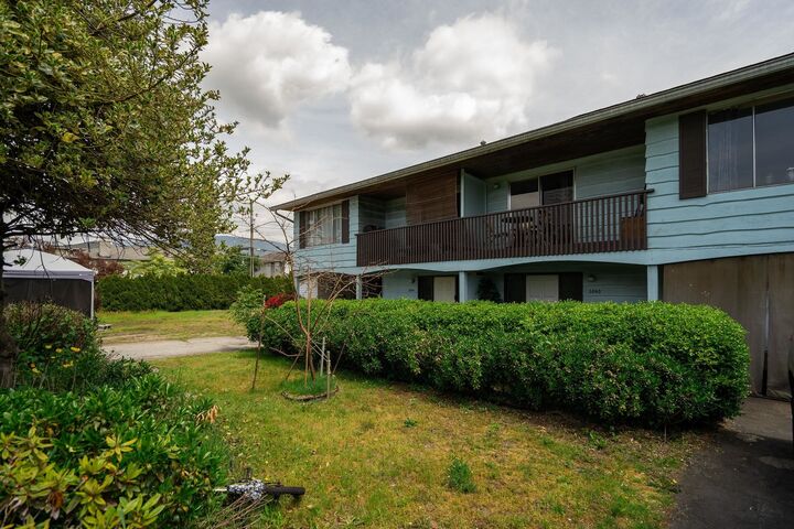 Property Photo: 3040 Wellington Street BC V3B 3X1