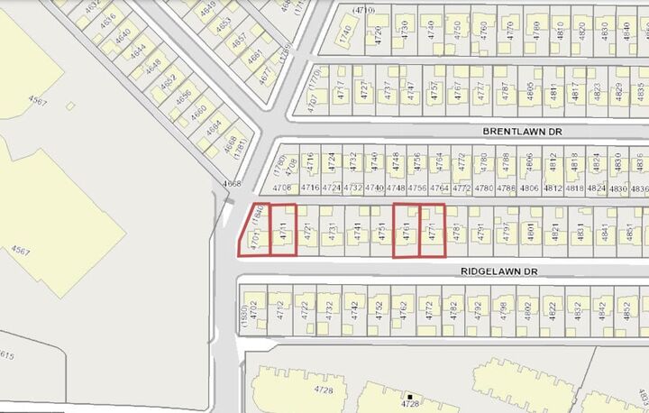 Property Photo: 4761 Ridgelawn Drive BC V5C 3Y1