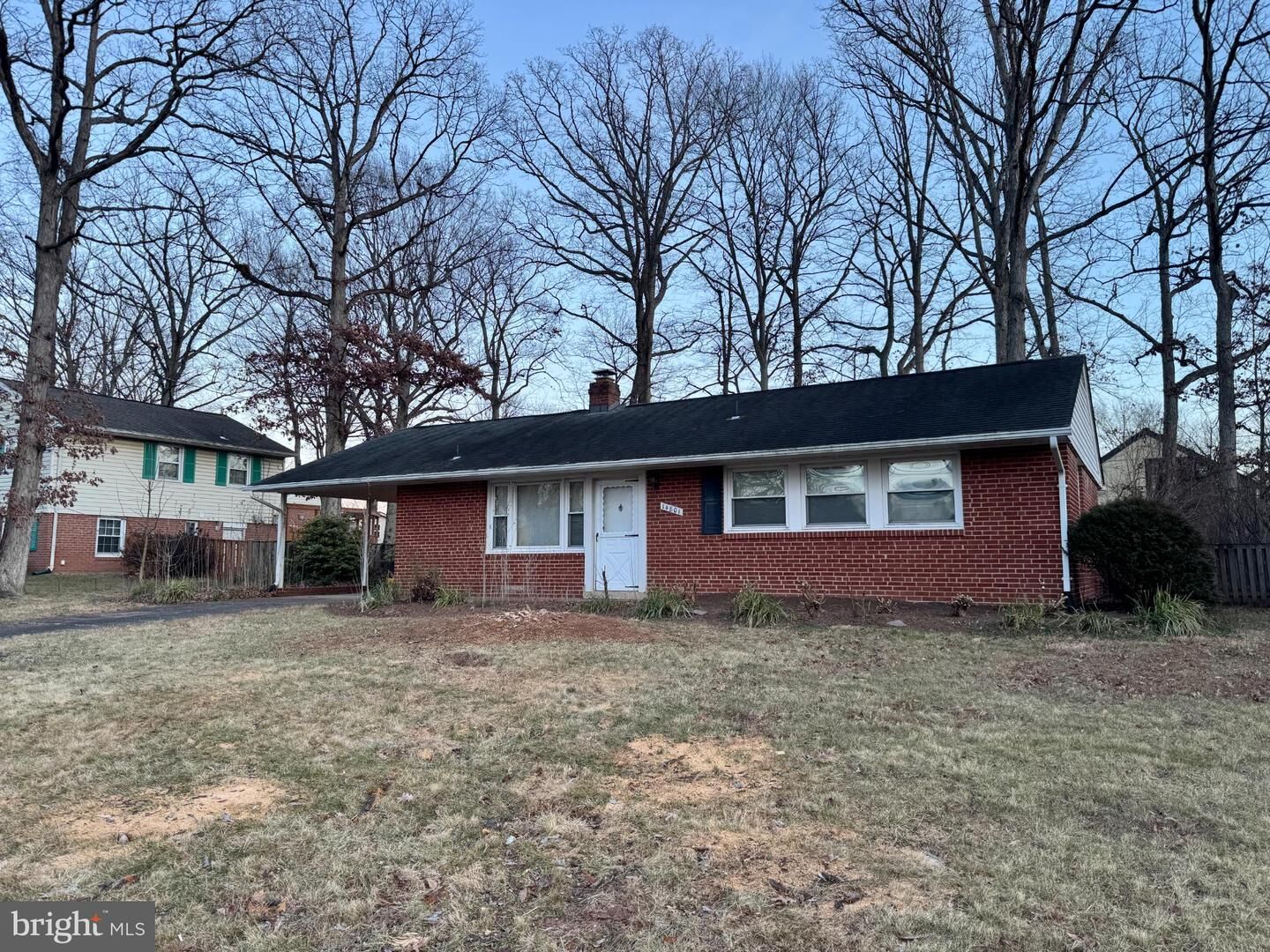 Property Photo: 14801 Carlbern Drive VA 20120