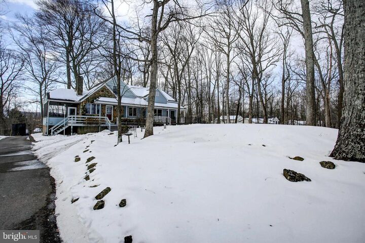 Property Photo:  47 Blue Bird Trail  PA 17320 