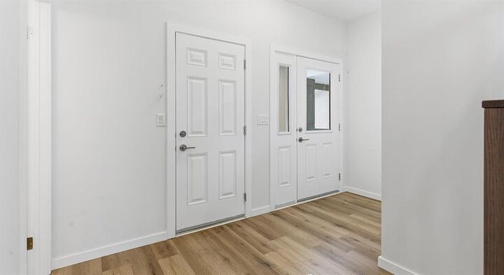 Property Photo:  54 Roaming Ridge Place  MB R3Y 0X0 