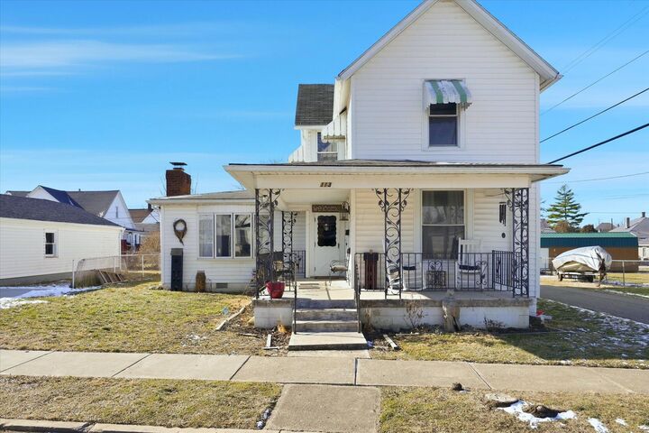 Property Photo:  113 N Oakland Avenue  OH 43160 