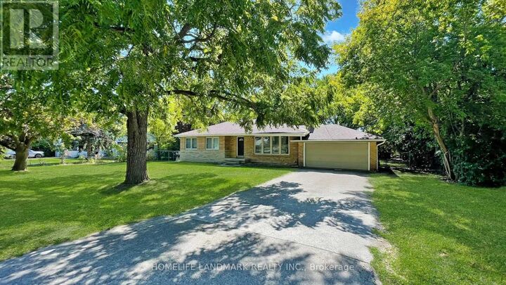 Property Photo: 11 Uplands Avenue Basement ON L4J 1J8