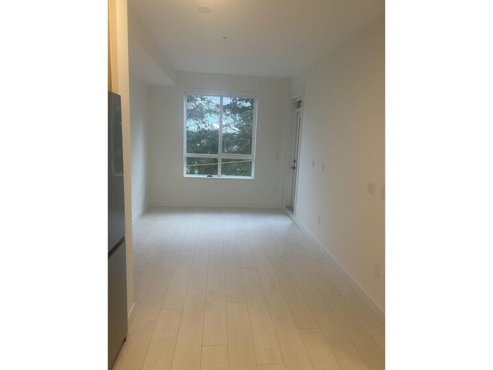 Property Photo: 13439 94A Avenue 402 BC V3V 0G9