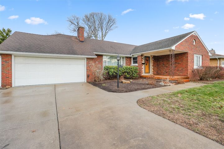 Property Photo:  327 Nevada Drive  PA 16505 