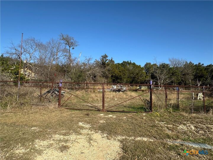 Property Photo:  440 Smith Drive  TX 76542 