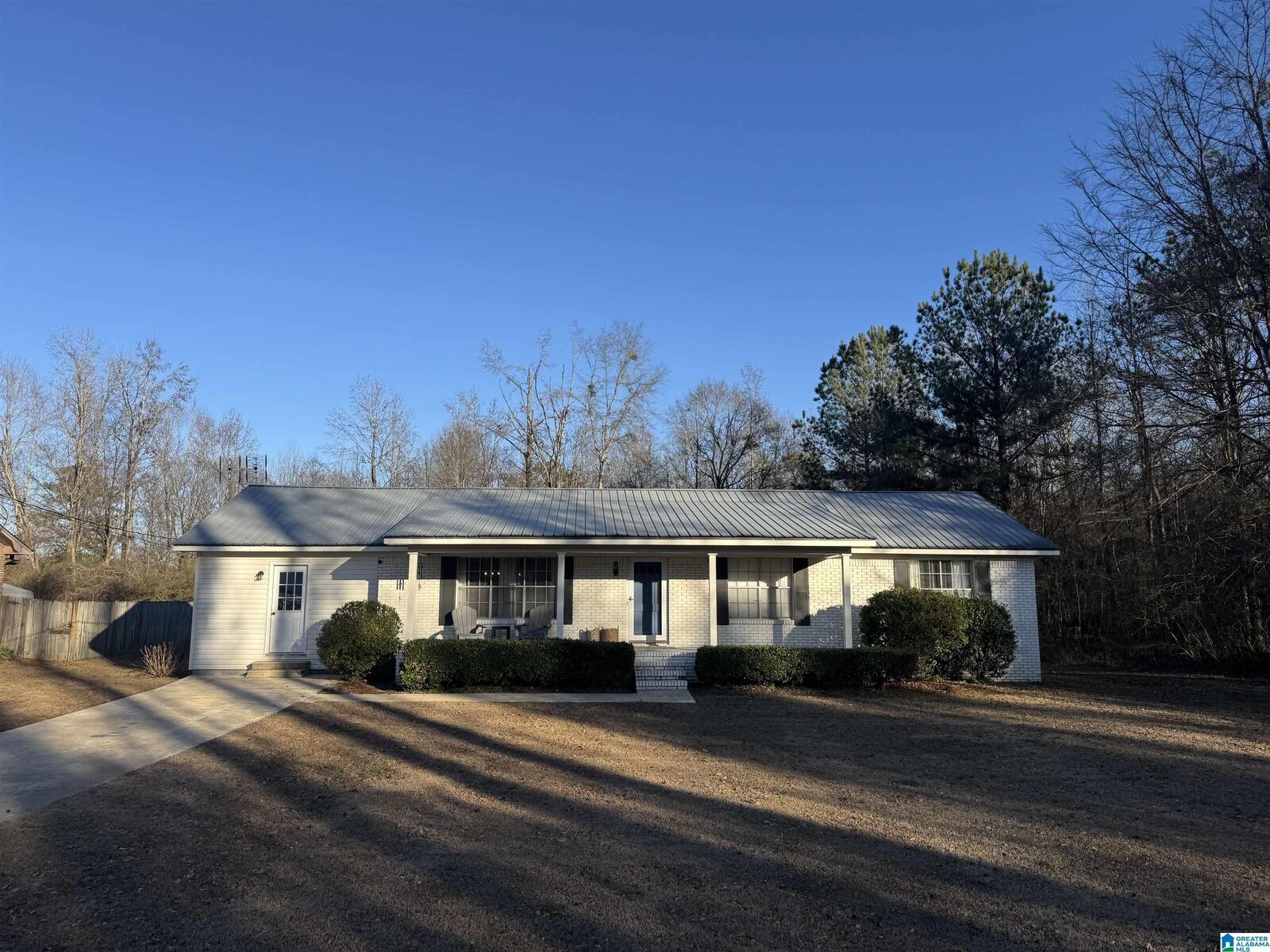 Property Photo:  108 Holiday Estates Drive  AL 35054 