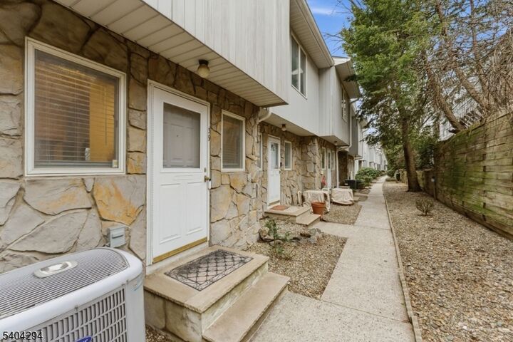 Property Photo:  6 Essex St. G 39  NJ 07109 