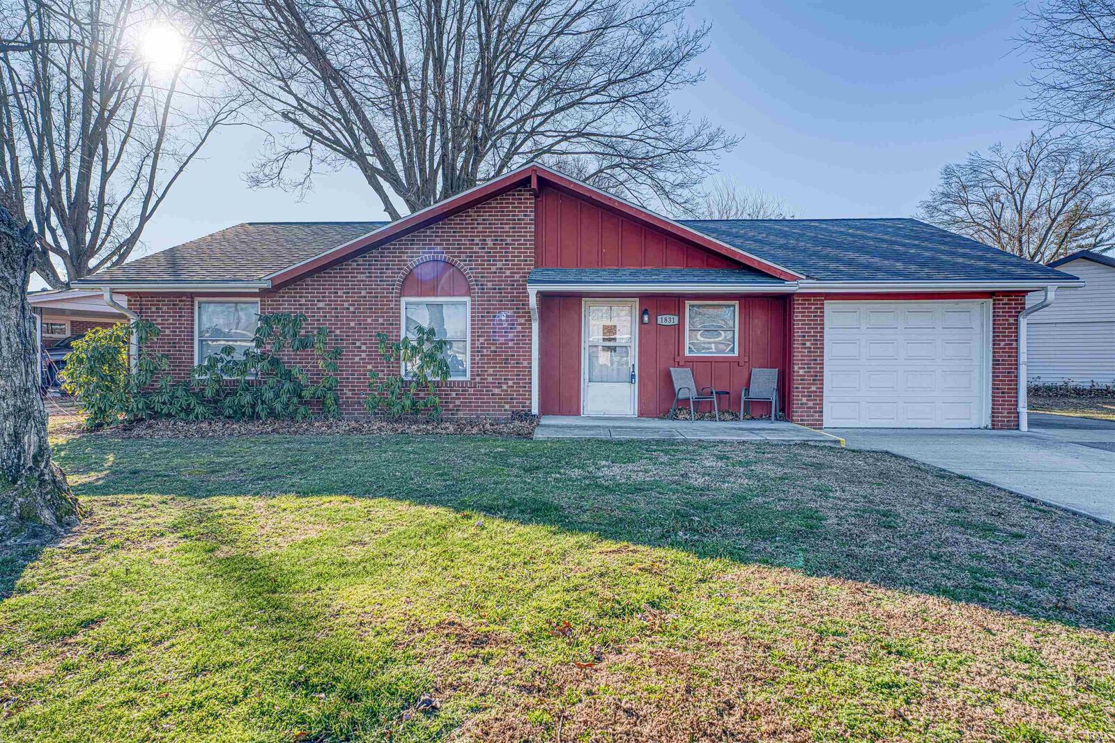 Property Photo:  1831 Chickasaw Drive  IN 47715 