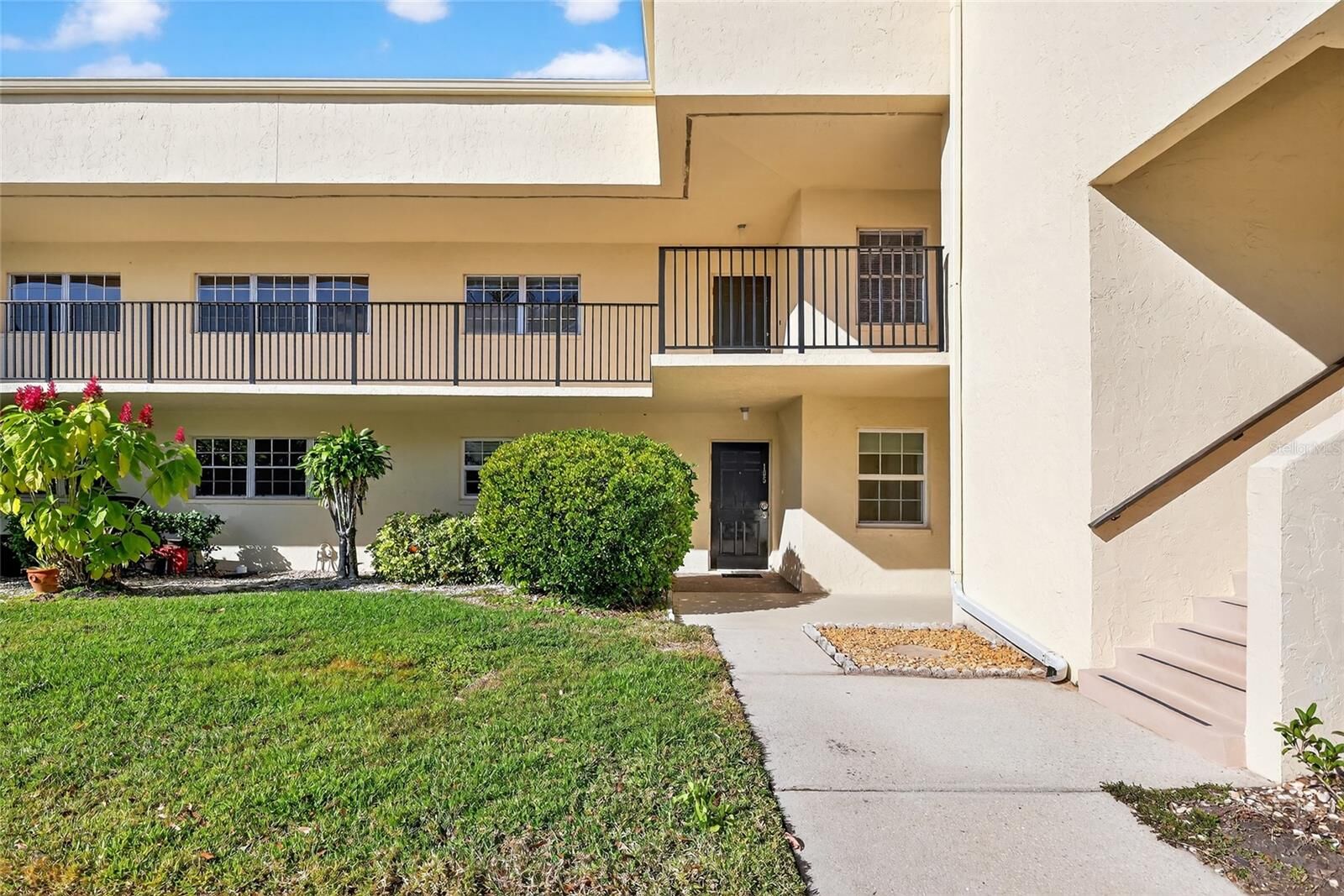 Property Photo: 7880 Palm Aire Lane 205 FL 34243