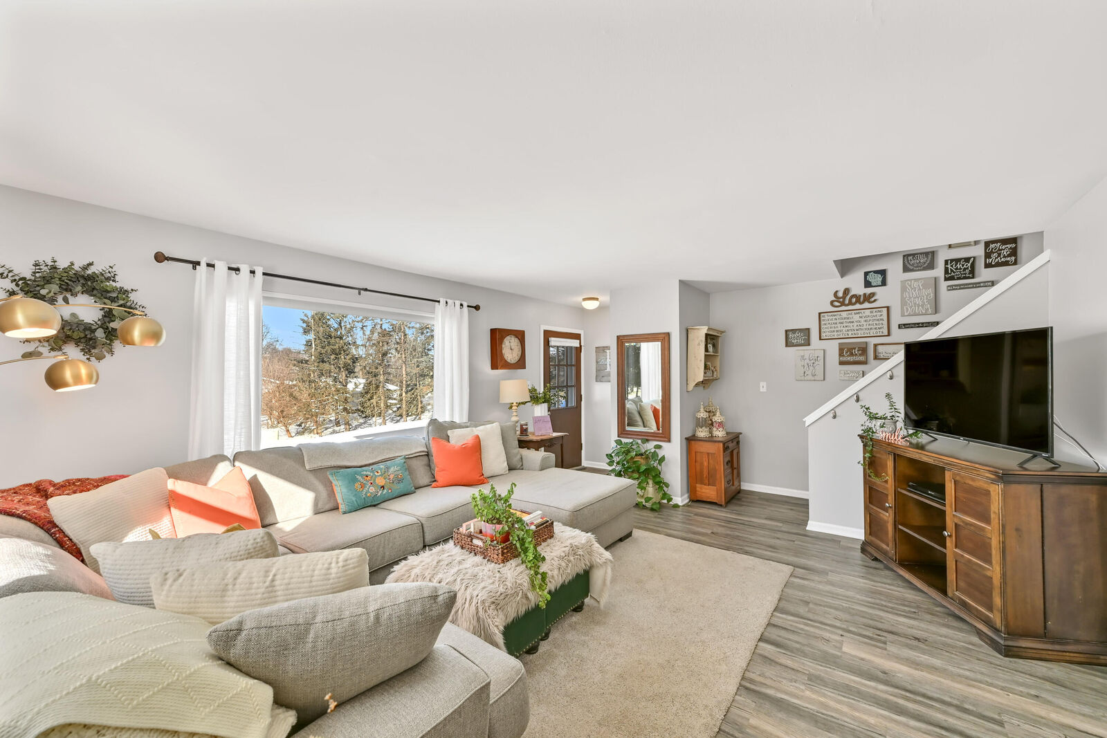 Property Photo: 18590 Kamala Ct WI 53045