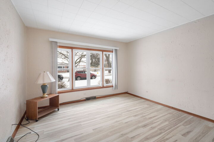 Property Photo:  606 De Angelis Court  IL 60411 