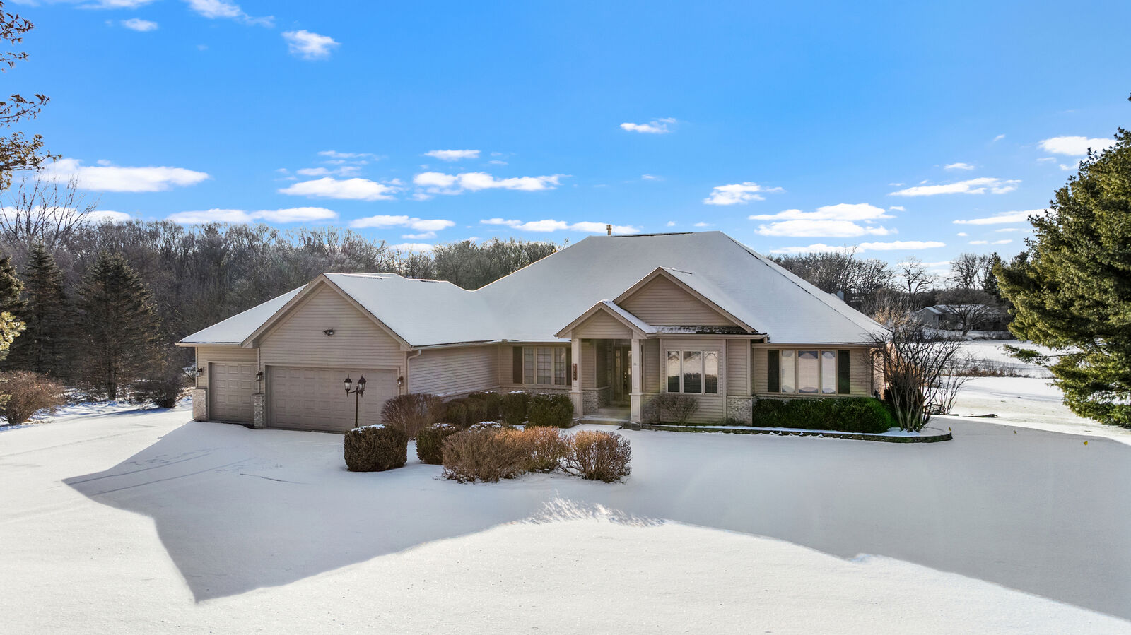 Property Photo:  8317 Snaresbrook Road  IL 61073 
