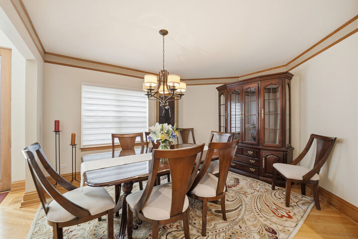 Property Photo:  15 Manchester Lane  IL 60126 