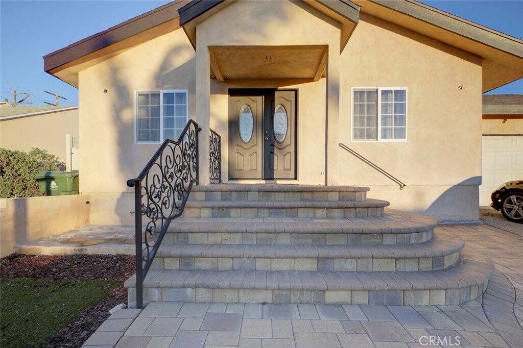 Property Photo:  10624 McClemont Avenue  CA 91042 