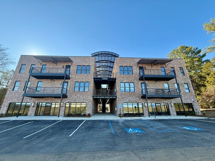 Property Photo: Unit 201 1007 Mistilis Cv MS 38655