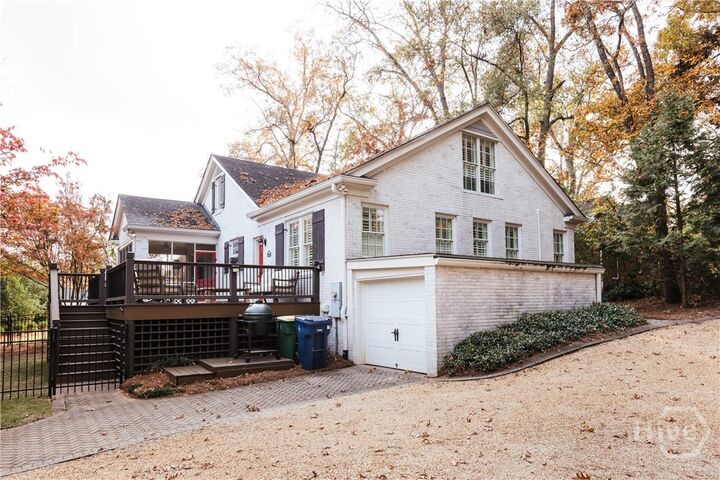 Property Photo:  293 Southview Drive  GA 30605 