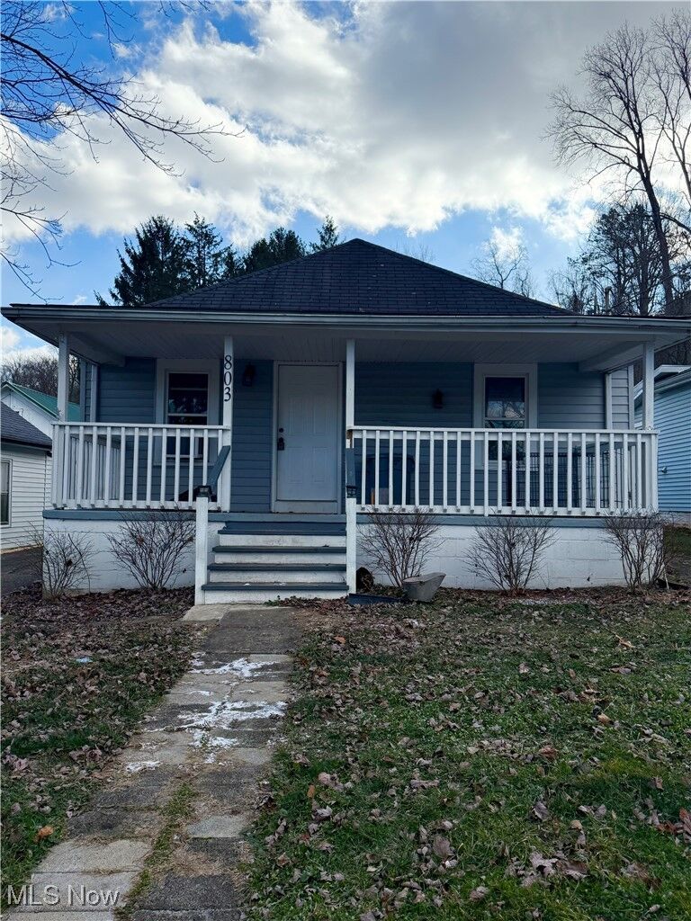 Property Photo:  803 Locust Street  WV 26101 