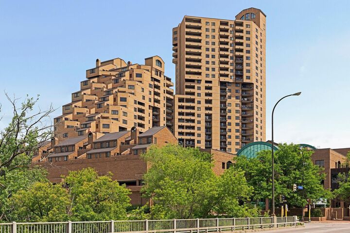 Property Photo: 110 1st Avenue NE F803 MN 55413