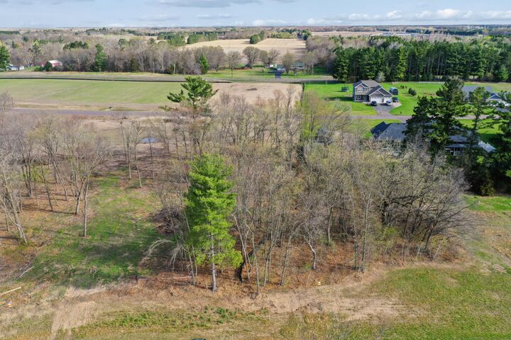 Property Photo:  5282 389th Trail  MN 55056 
