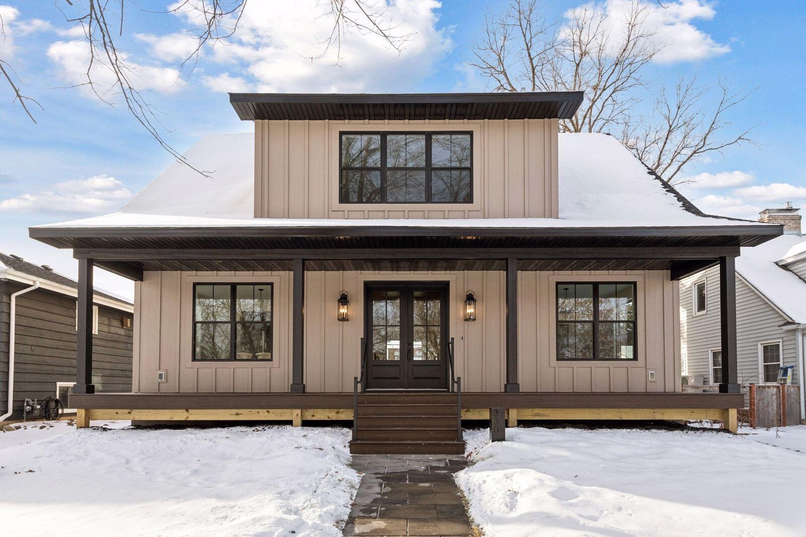 Property Photo:  330 11th Avenue N  MN 55343 