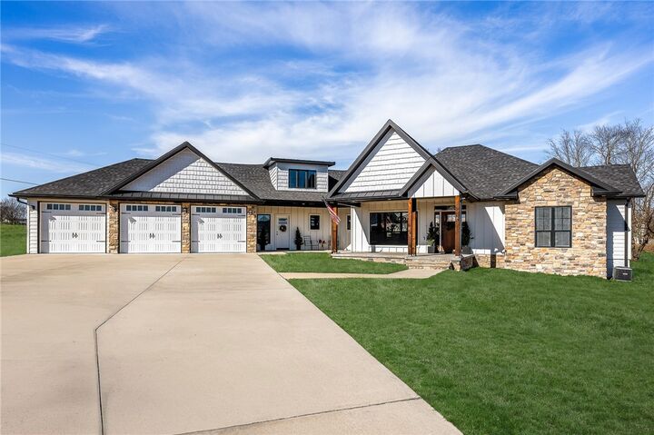 Property Photo: 11191 Pickett Ridge Road AR 72753