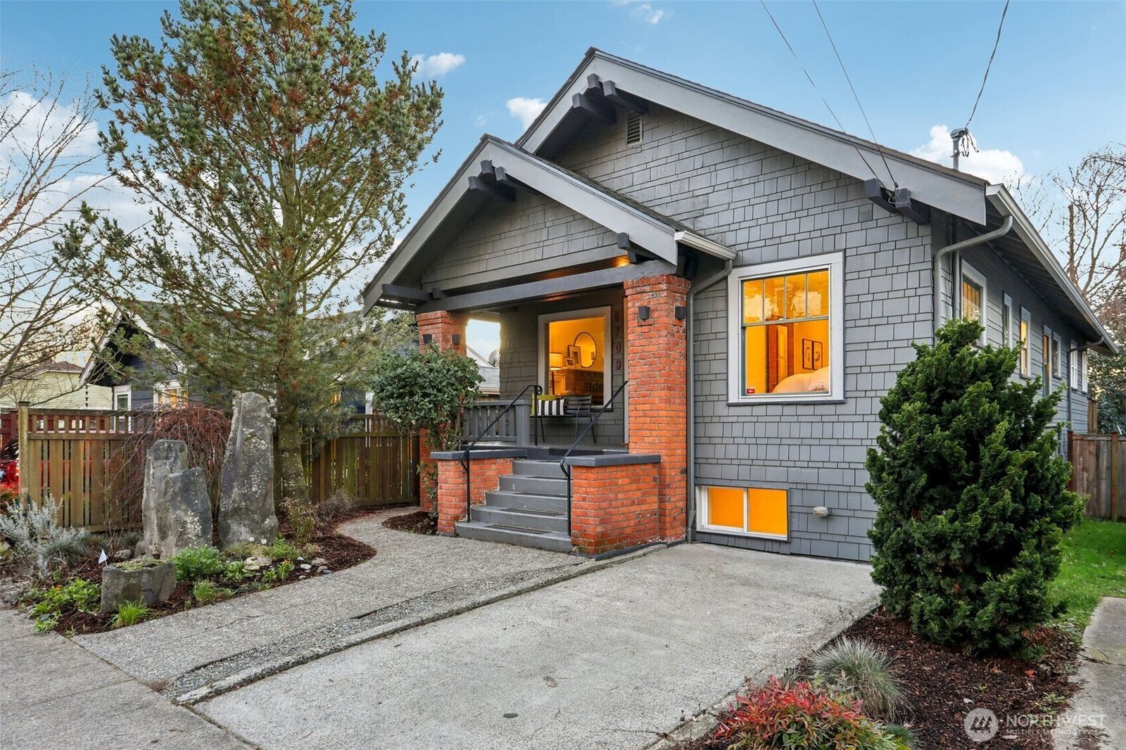 Property Photo:  6709  2nd Avenue NW  WA 98117 