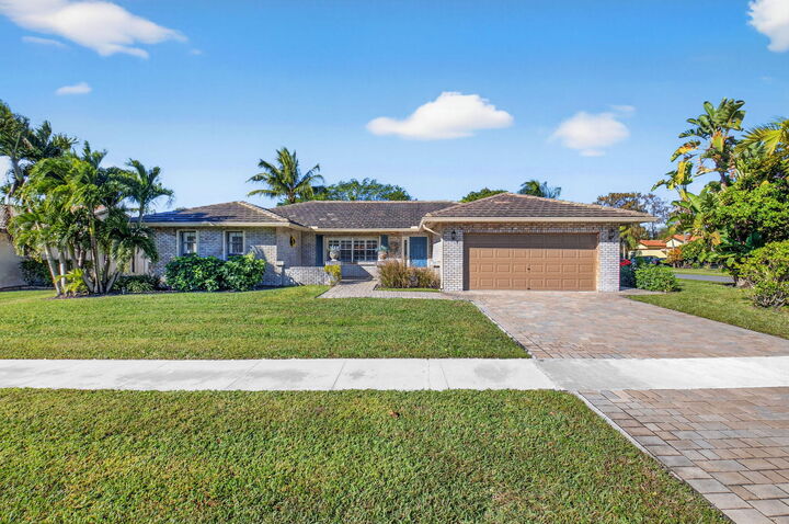 Property Photo:  21911 Satinwood Drive  FL 33428 