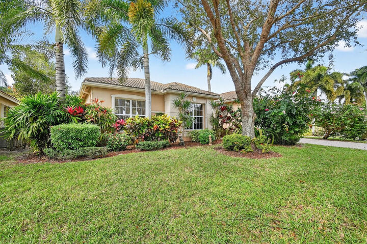 Property Photo:  8605 Vintage Reserve Terrace  FL 33467 