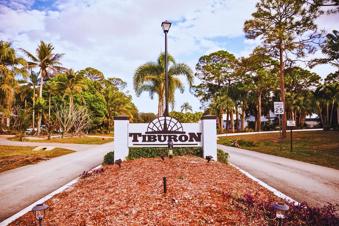 Property Photo:  1022 SW Tiburon Way  FL 34990 