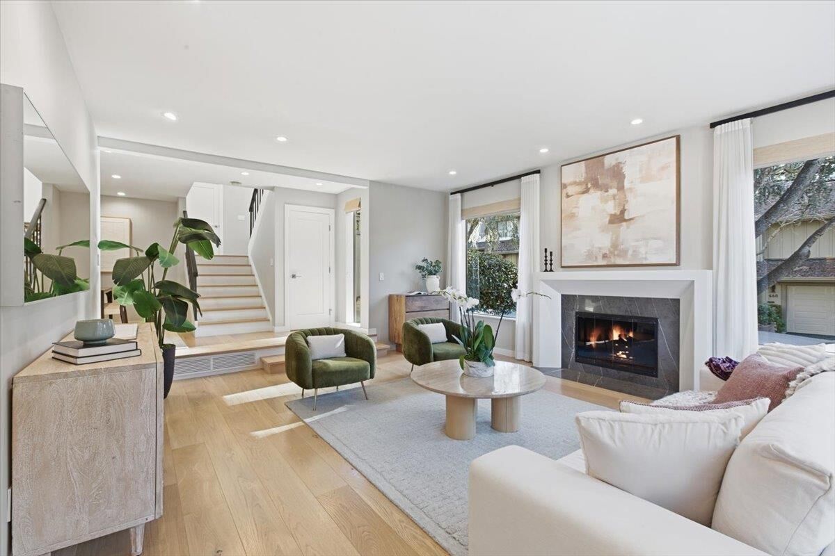 Property Photo:  652 Sand Hill Circle  CA 94025 