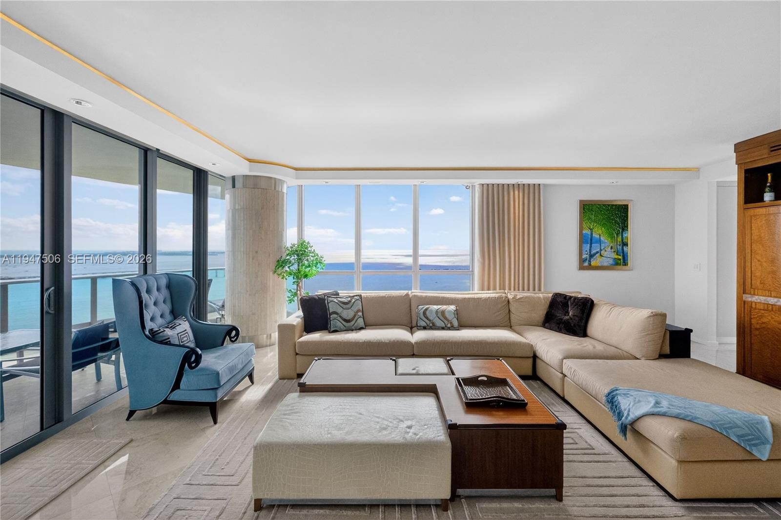Property Photo: 1331 Brickell Bay Dr 3811 FL 33131