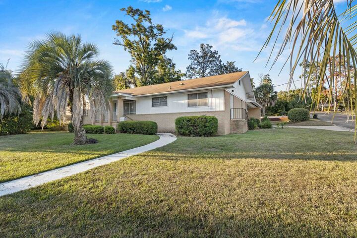 Property Photo:  204 Ruby Hubbard Way  FL 32301 