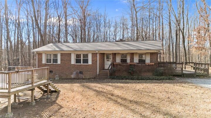 Property Photo: 2330 Alamance Church Road NC 27406