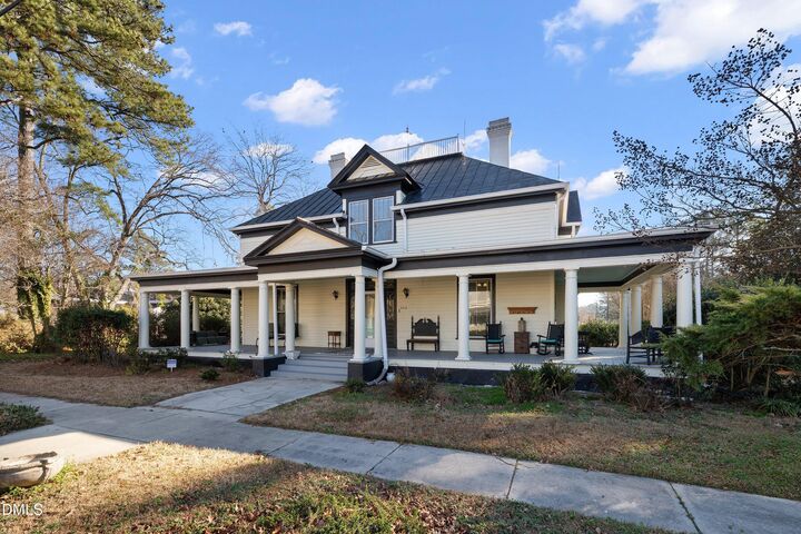 Property Photo:  206 S Sycamore Street  NC 27830 