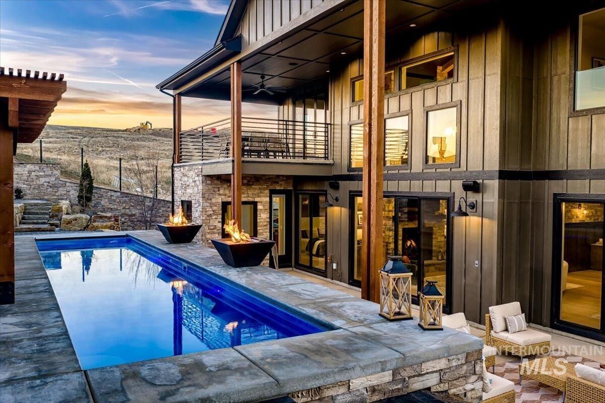 Property Photo: 7017 N Cairnhill Way ID 83616