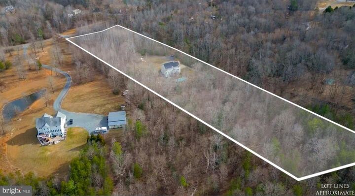 Property Photo: 9020 Ellis Lane VA 22553