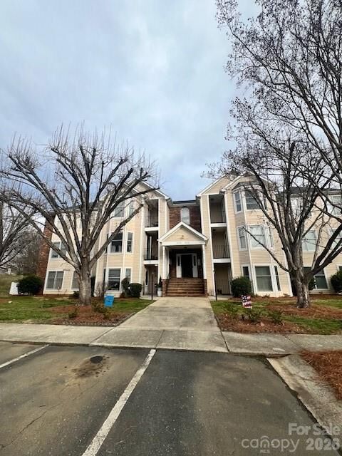 Property Photo:  10244 Rose Meadow Lane  NC 28277 