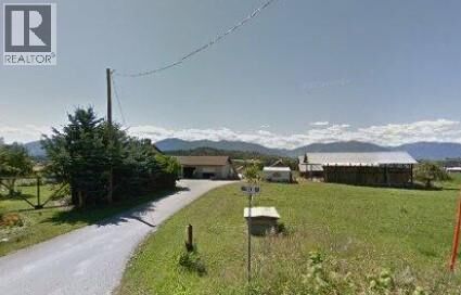 Property Photo: 3621 Muzzy Road BC V0B 1C1