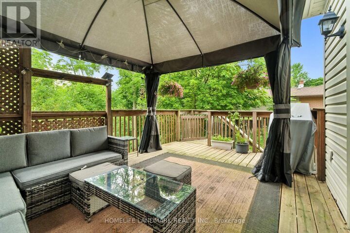 Photo de la propriété:  38 Woodrow Street  ON L2P 2A2 