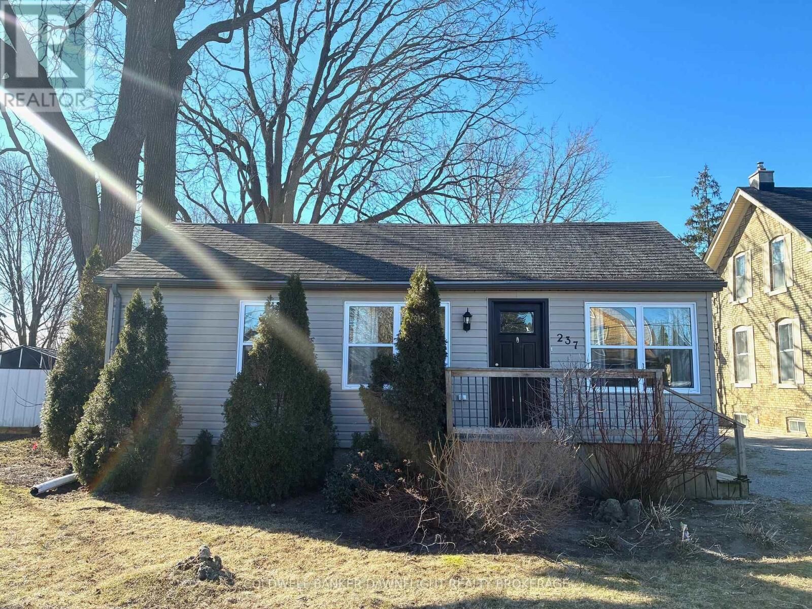 Photo de la propriété: 237 Huron Street West ON N0M 1S2