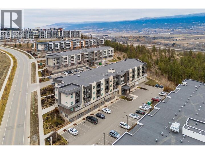 Photo de la propriété:  655 Academy Way 212  BC V1V 3A4 