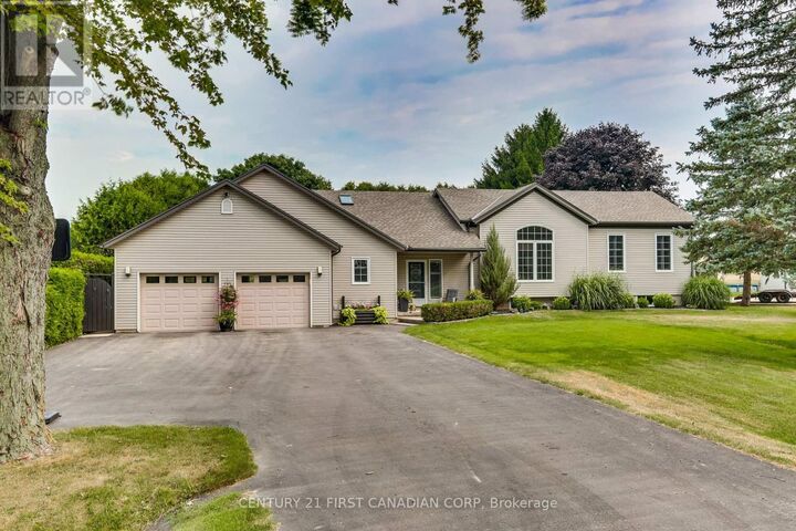 Property Photo:  16916 Evelyn Drive  ON N0M 2P0 