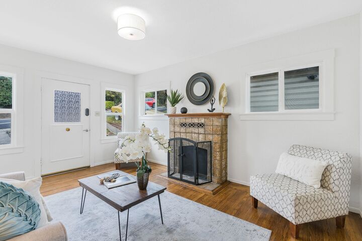 Property Photo:  812 Washington Ave  CA 94706 