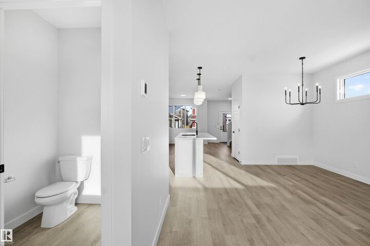 Photo de la propriété: 679 Orchards Boulevard SW AB T6X 3C1