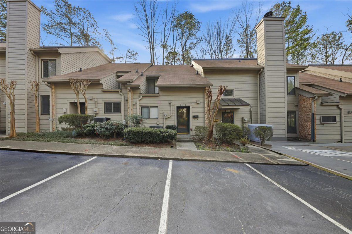 Property Photo: 3509 Stonewall Place SE GA 30339