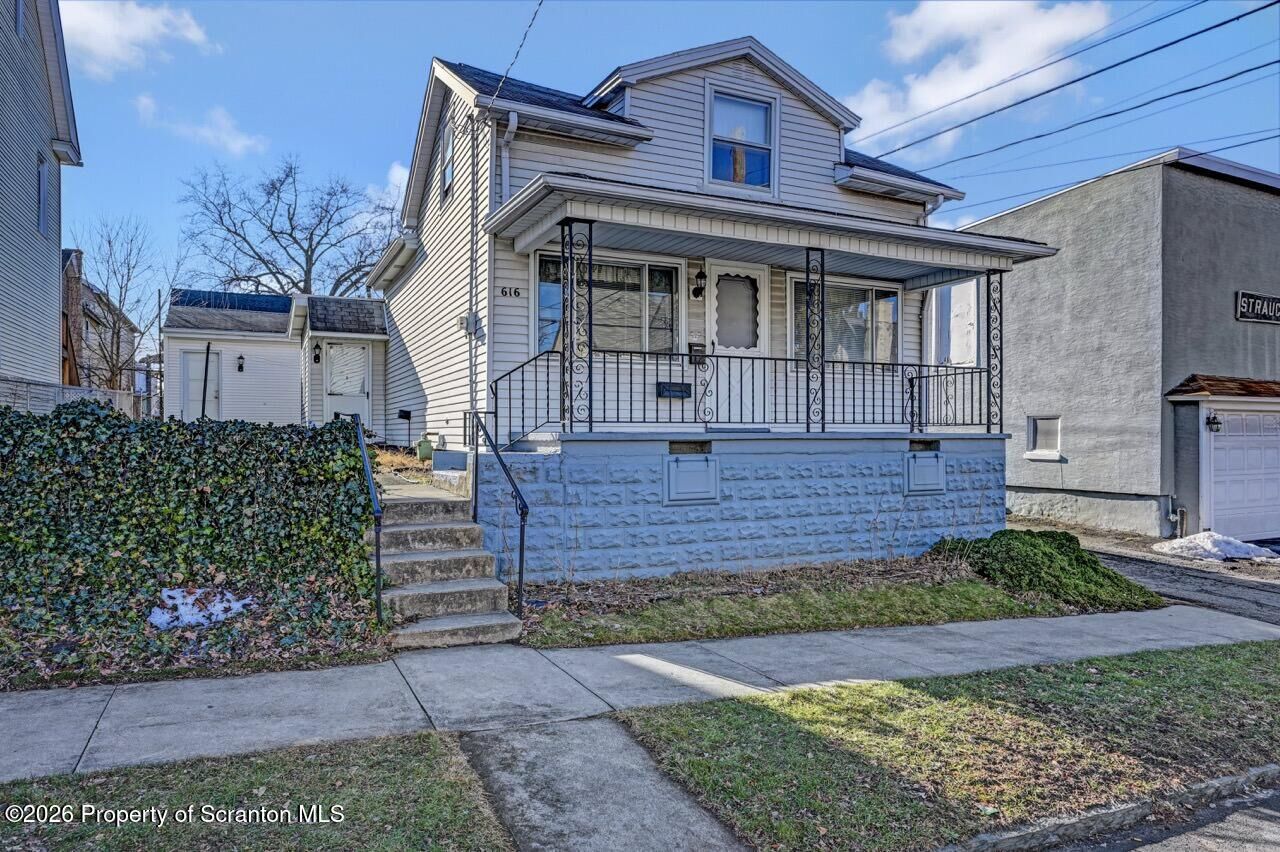 Property Photo:  616 Birch Street  PA 18505 