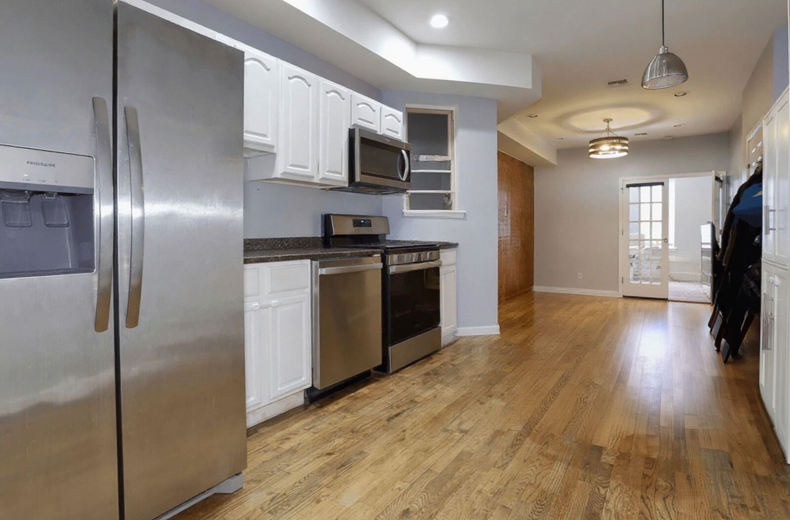 Property Photo:  285 Bergen Ave 2  NJ 07305 