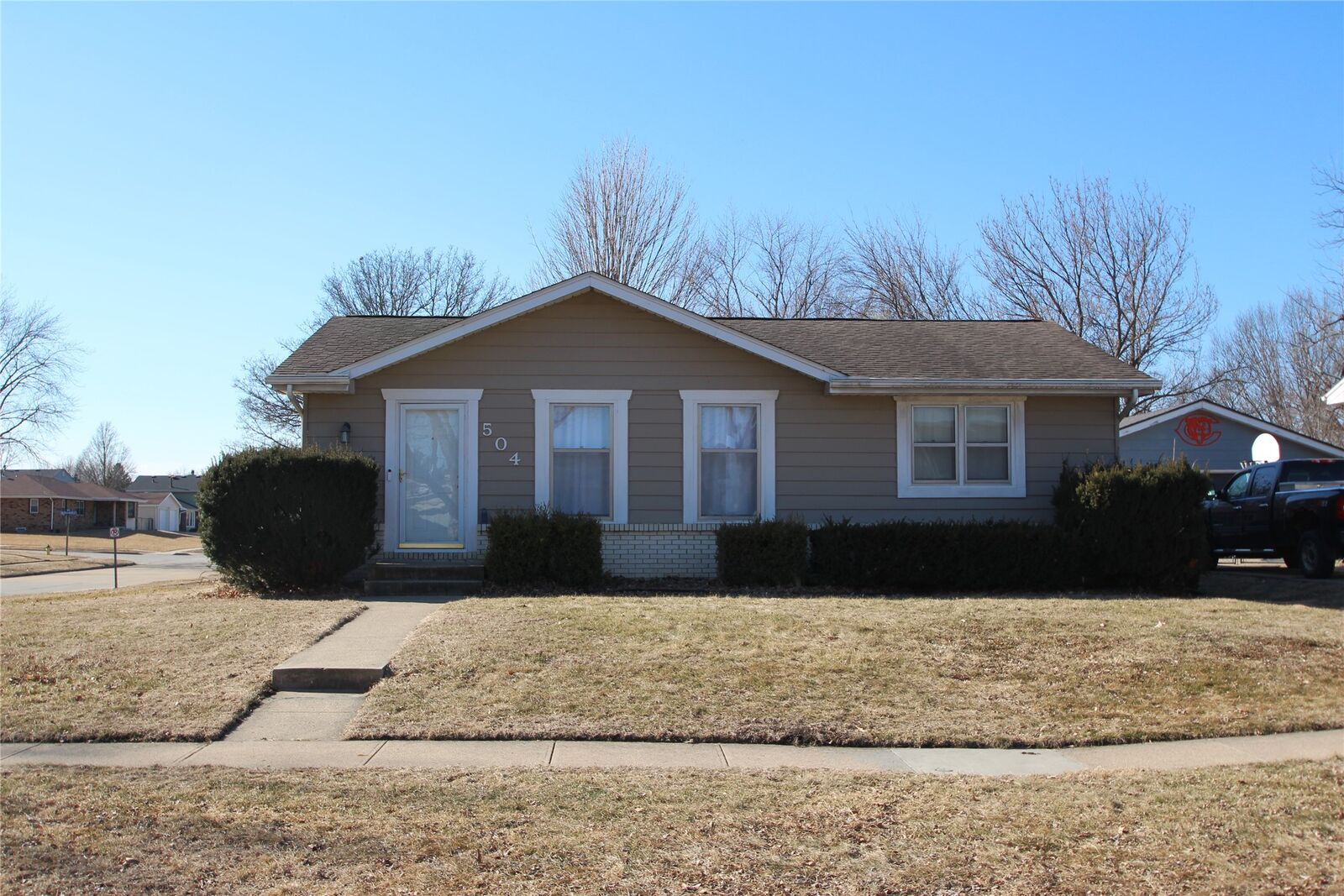 Property Photo:  504 NW Linden Street  IA 50023 